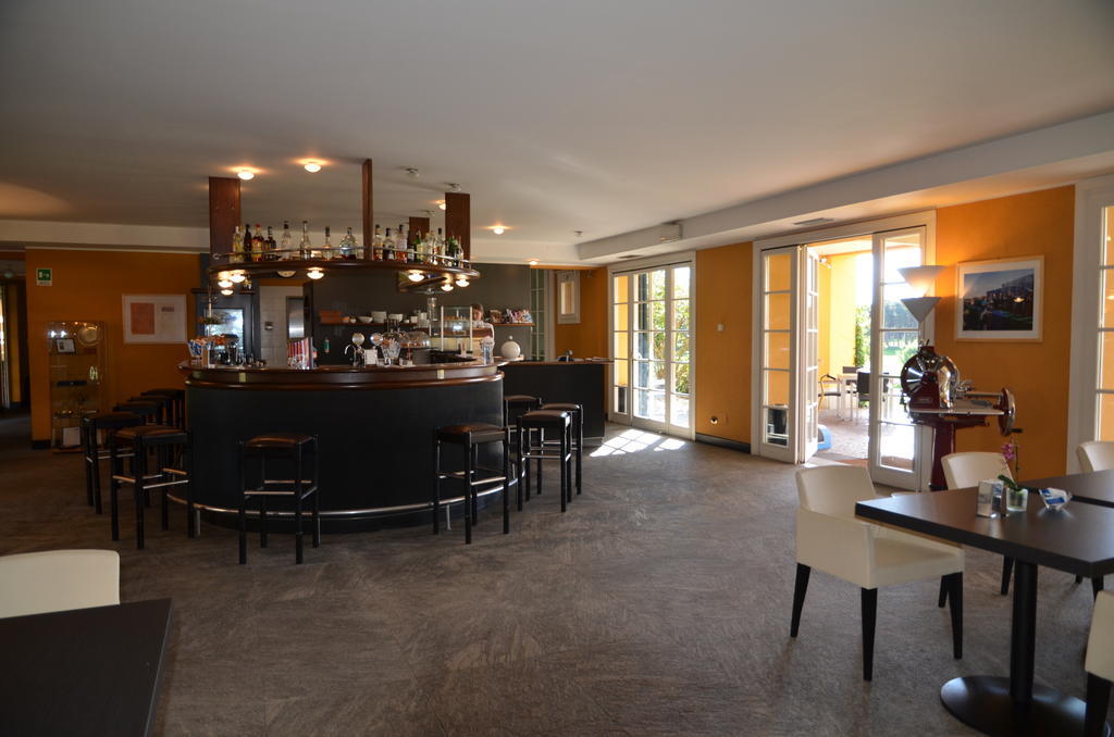 Golf Hotel Castelconturbia Agrate Conturbia ภายนอก รูปภาพ